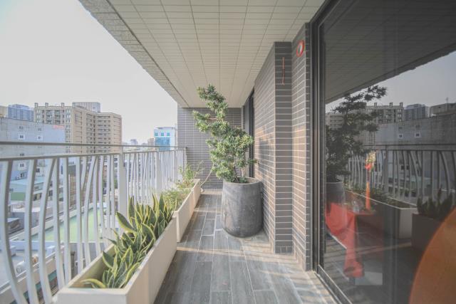 高雄新興區大樓-11