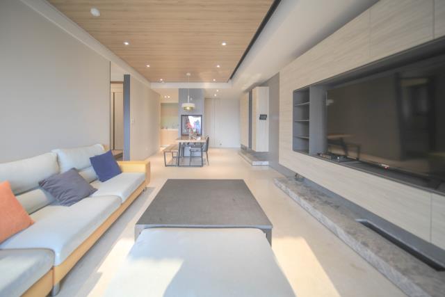 高雄新興區大樓-3