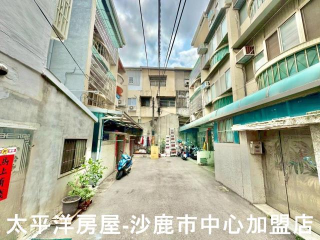 台中沙鹿透天-1