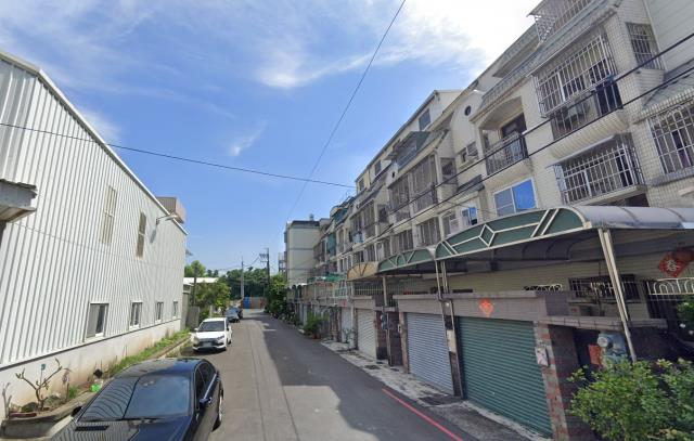 高雄岡山透天法拍-5