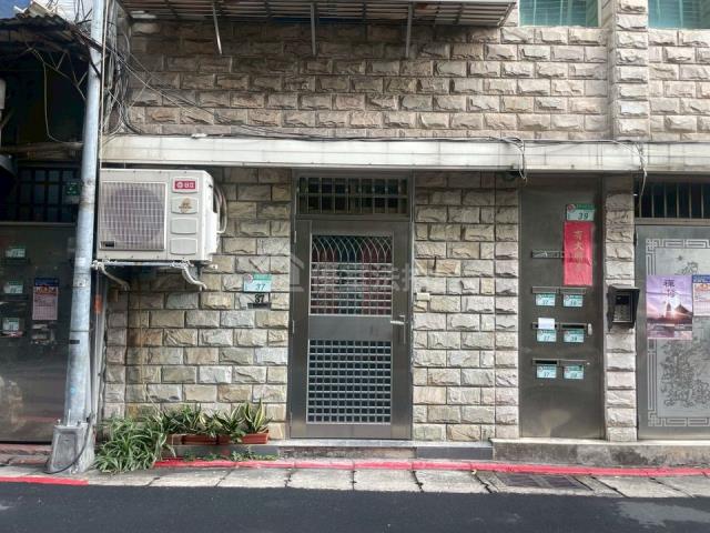 台北士林公寓法拍-1