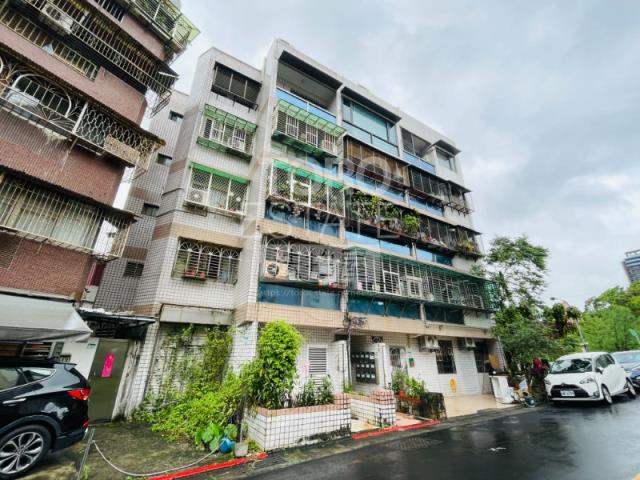 台北文山區公寓法拍-5