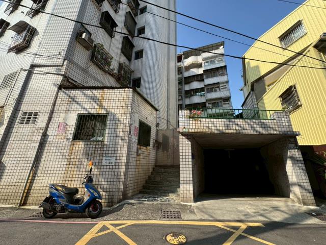 高雄鳳山華廈拍賣-8