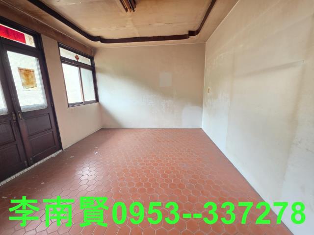 台南東區透天-8