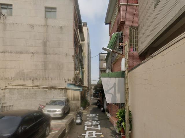 鳳山法拍透天-5