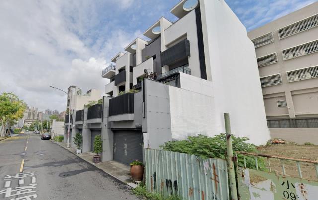 高雄鳥松透天法拍-7