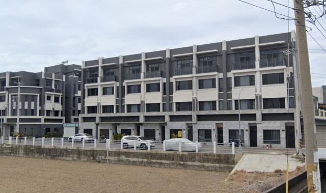 台中梧棲透天法拍-1