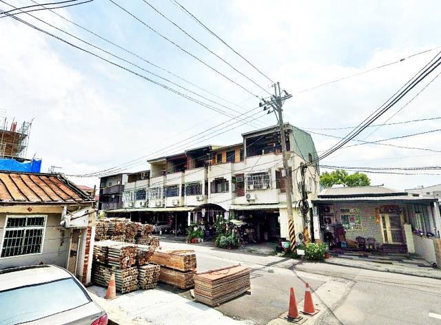 台南法拍透天-4