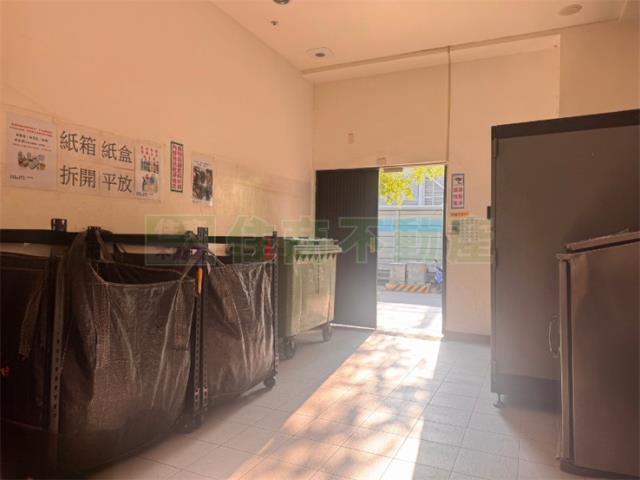 高雄三民區大樓-10