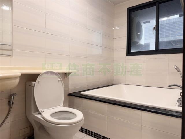 高雄三民區大樓-8