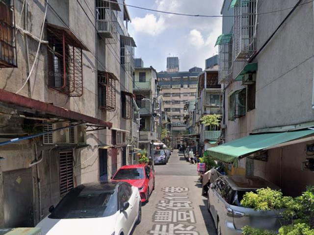 新莊透天法拍-8