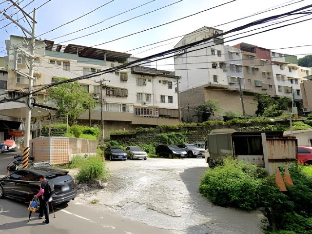 新北汐止透天法拍-2