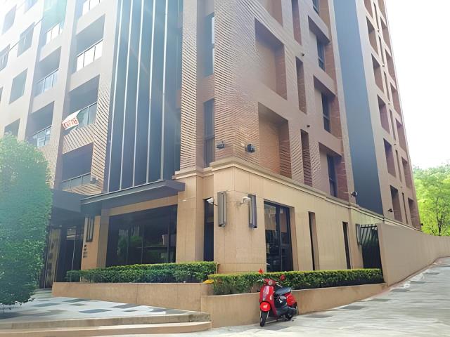 暖暖拍賣大樓-6
