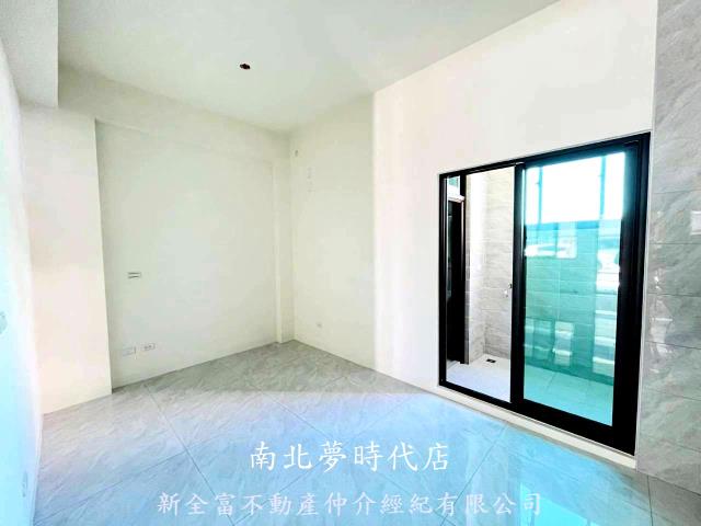 台南七股透天-8