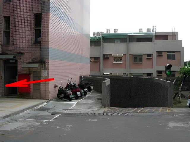 基隆法拍大樓-11
