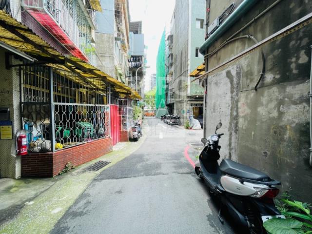 台北士林拍賣公寓-7