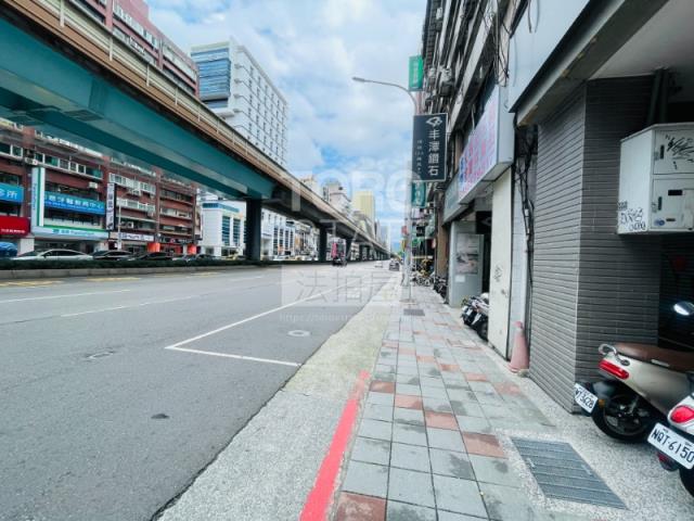台北拍賣華廈-8
