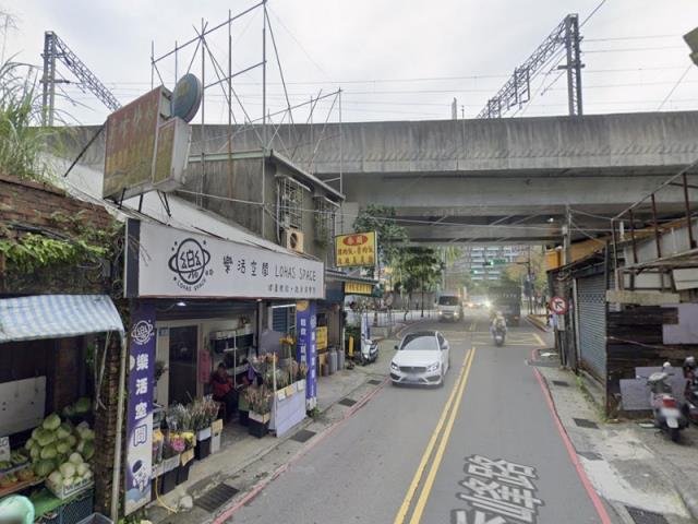 新北汐止法拍平房-5