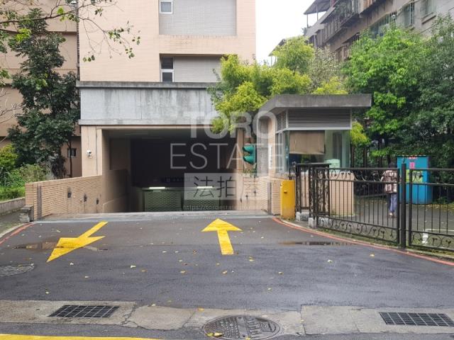 新北中和法拍大樓-5