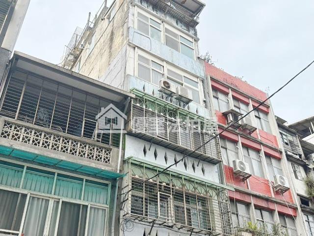 基隆信義區公寓法拍-1