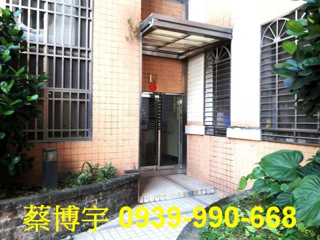 南屯波音市彩翼法拍屋
