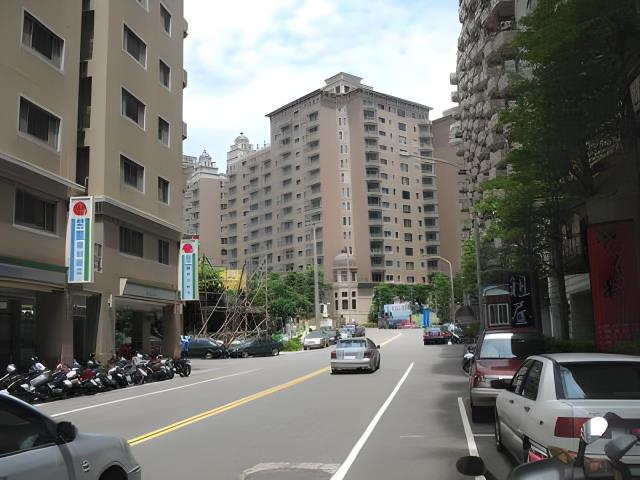 桃園拍賣大樓-2
