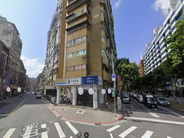 台北信義區法拍大樓-2