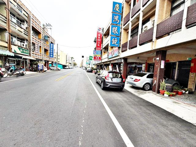 學甲建國路透天店面