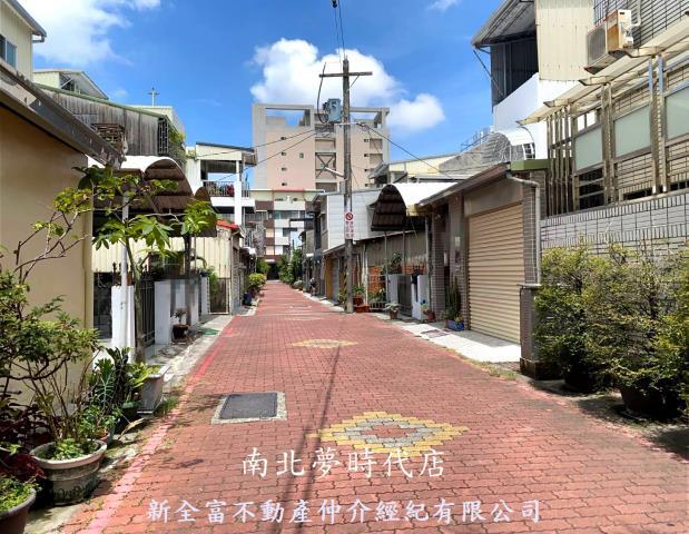 東區透天-11