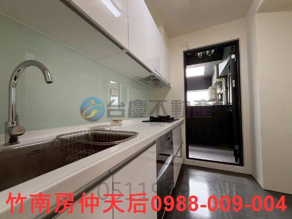 苗栗市大樓-12