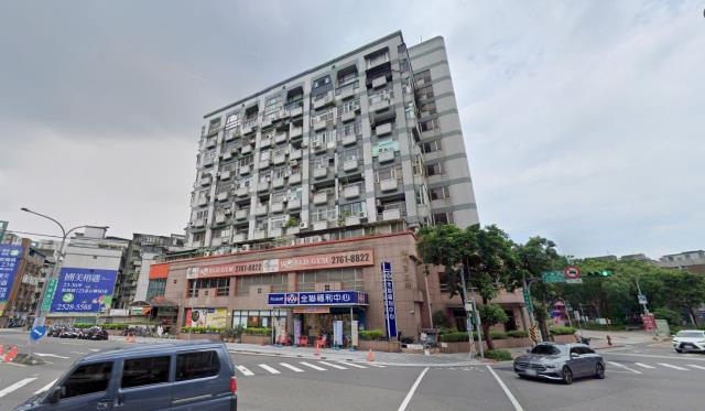 台北信義區華廈拍賣-1