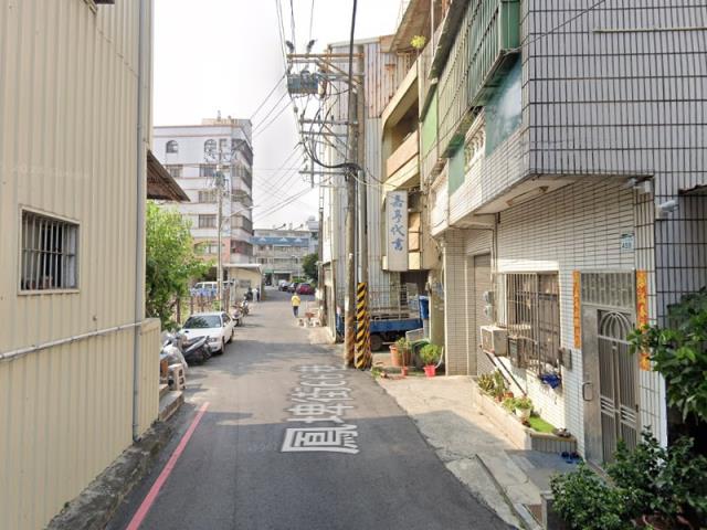 高雄法拍透天-2