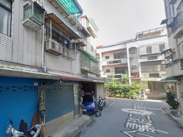 桃園八德法拍透天-1