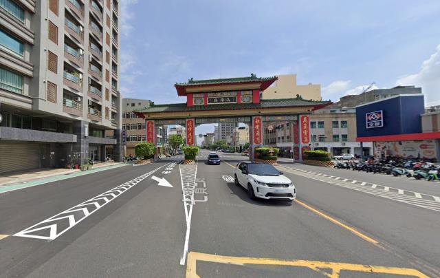 高雄拍賣大樓-5
