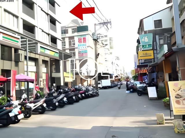 台中西屯華廈法拍-7