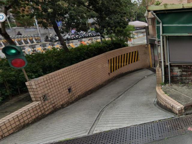 新北大樓法拍-5