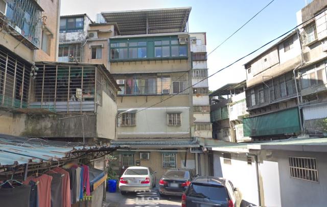新北板橋公寓法拍-1