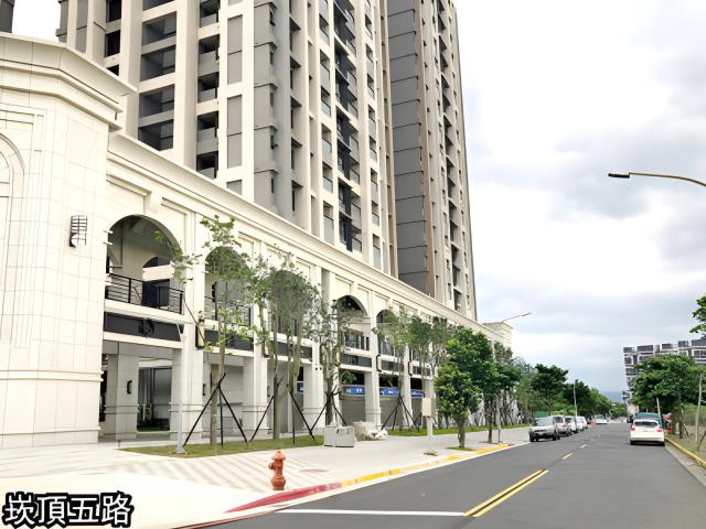 新北淡水大樓拍賣-7