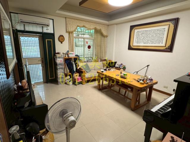 東區透天-1