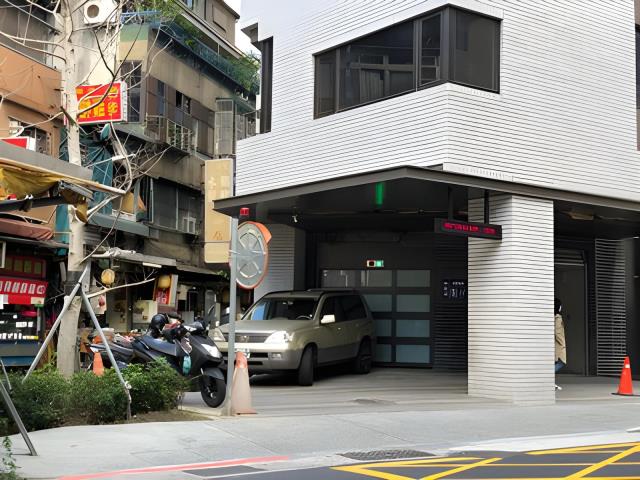 台北中正區大樓法拍-1