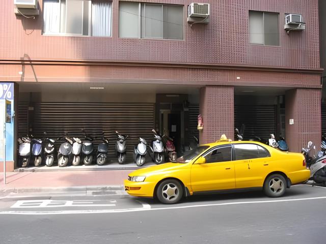 三重大樓法拍-2