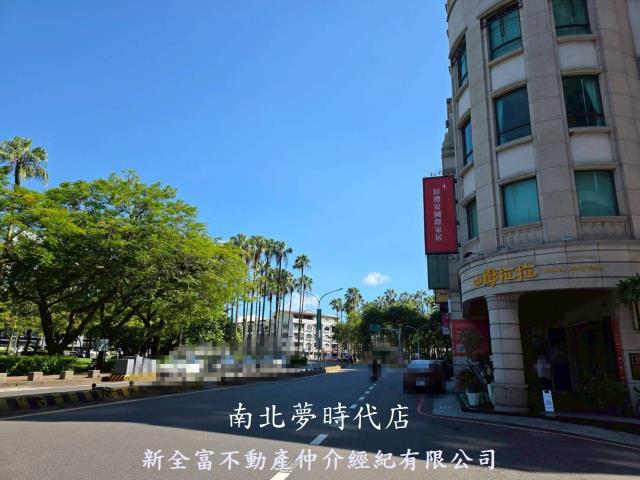 台南東區店面-7