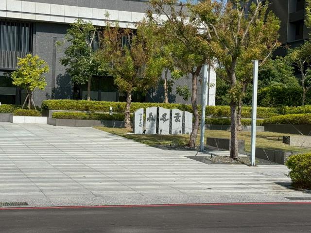 高雄橋頭法拍大樓-5