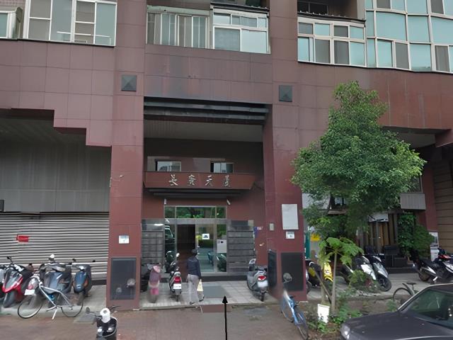 桃園龜山法拍大樓-1