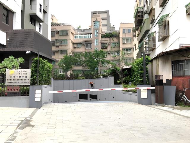 台北內湖大樓法拍-5