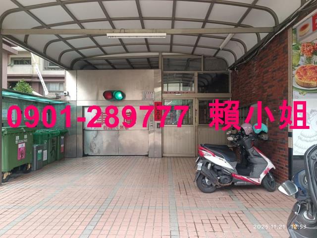 南屯華廈法拍-5