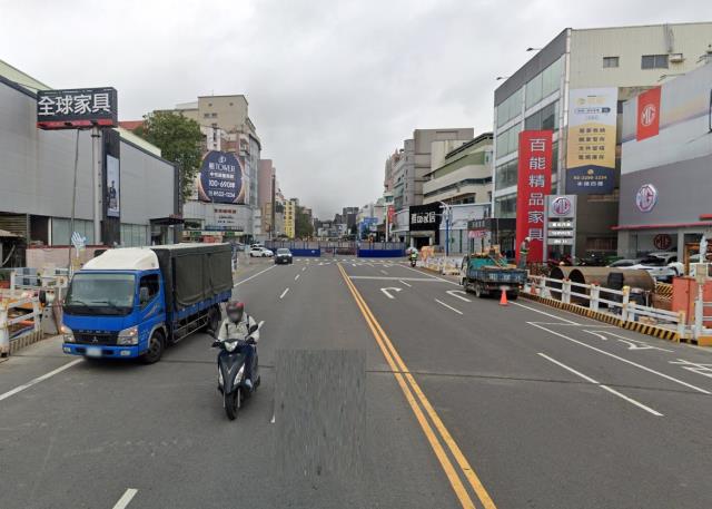 五股店面-4