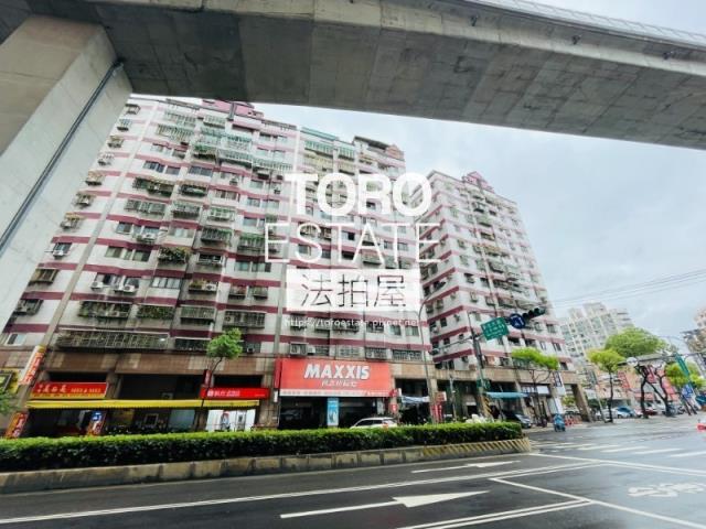 新北新莊法拍華廈-1