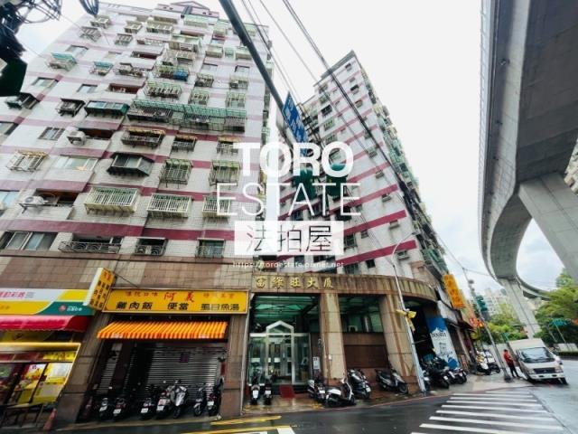新北新莊法拍華廈-2
