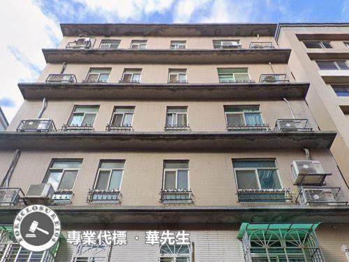 新北泰山華廈法拍-1